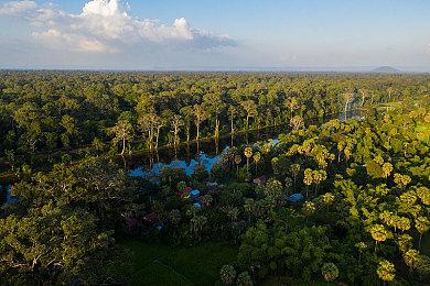 《华纳大乱斗》官方新预告 特工史密斯和杰森·沃赫斯加入游戏